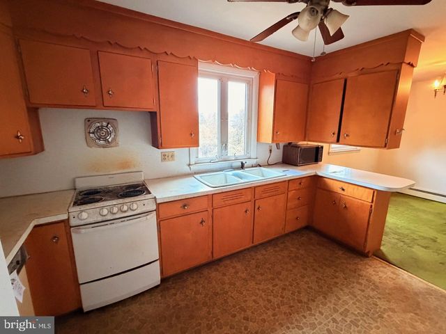 1709 OLIVE ST, Coatesville, PA 19320