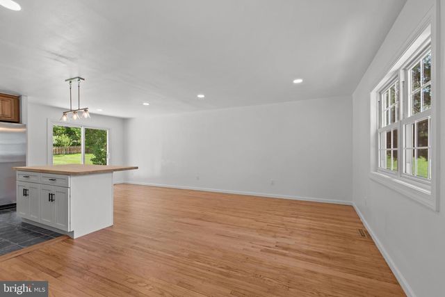 970 KINGSWAY DR, Coatesville, PA 19320