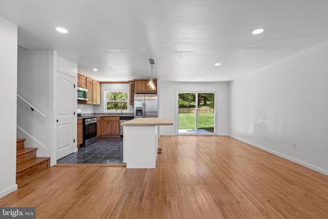 970 KINGSWAY DR, Coatesville, PA 19320