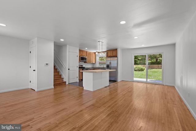 970 KINGSWAY DR, Coatesville, PA 19320