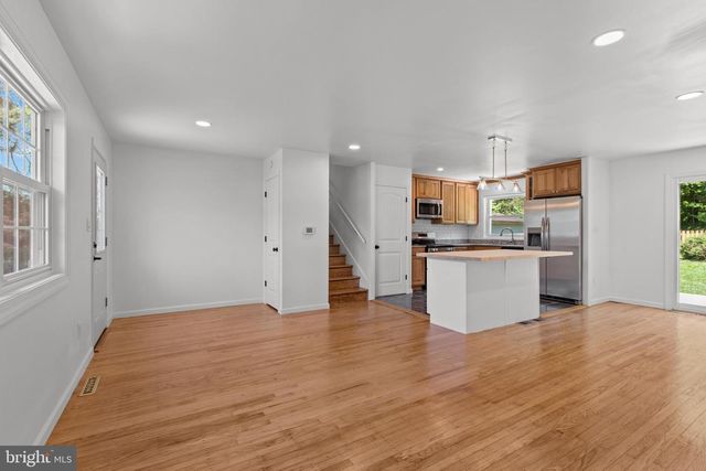 970 KINGSWAY DR, Coatesville, PA 19320