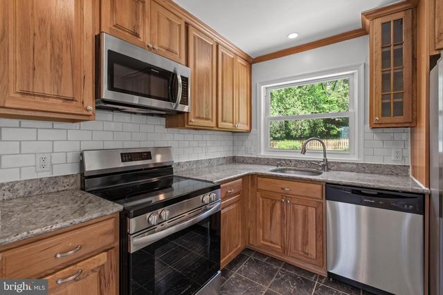 970 KINGSWAY DR, Coatesville, PA 19320