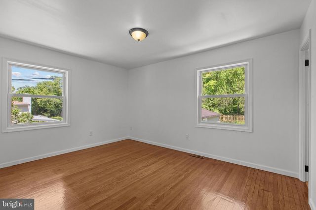 970 KINGSWAY DR, Coatesville, PA 19320