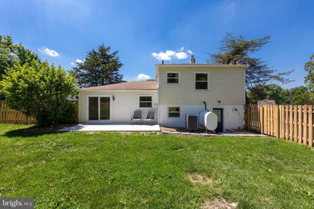 970 KINGSWAY DR, Coatesville, PA 19320
