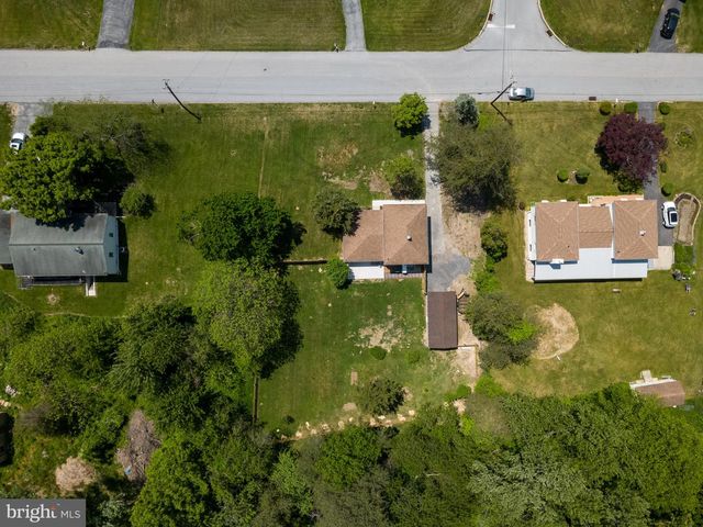 970 KINGSWAY DR, Coatesville, PA 19320