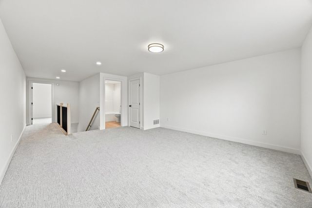 6281 86th Avenue S, Horace, ND 58047