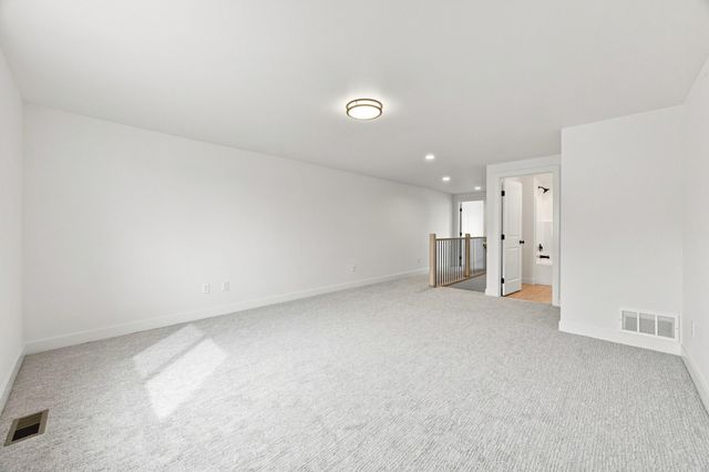 6281 86th Avenue S, Horace, ND 58047