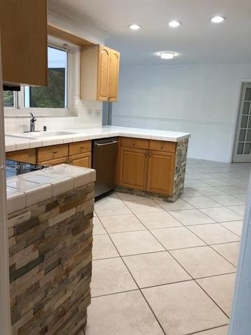 7090 SW 62nd St 0, Miami, FL 33143