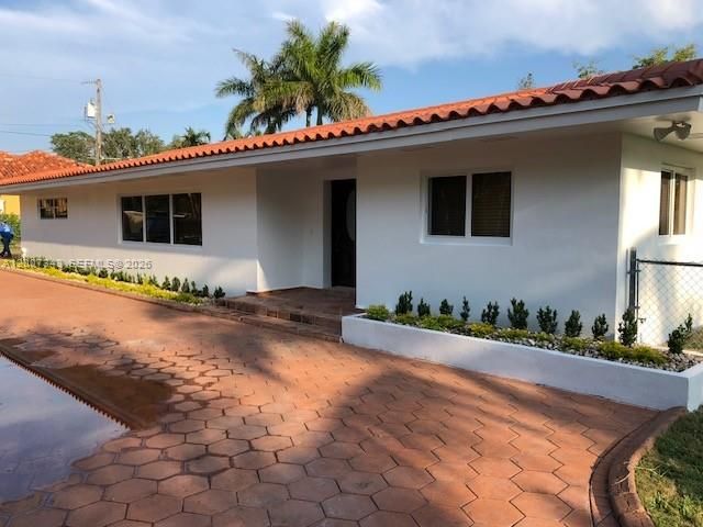 7090 SW 62nd St 0, Miami, FL 33143