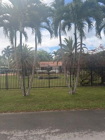 7090 SW 62nd St 0, Miami, FL 33143