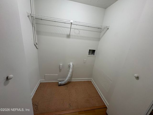 4647 BARNES Road S, Jacksonville, FL 32207