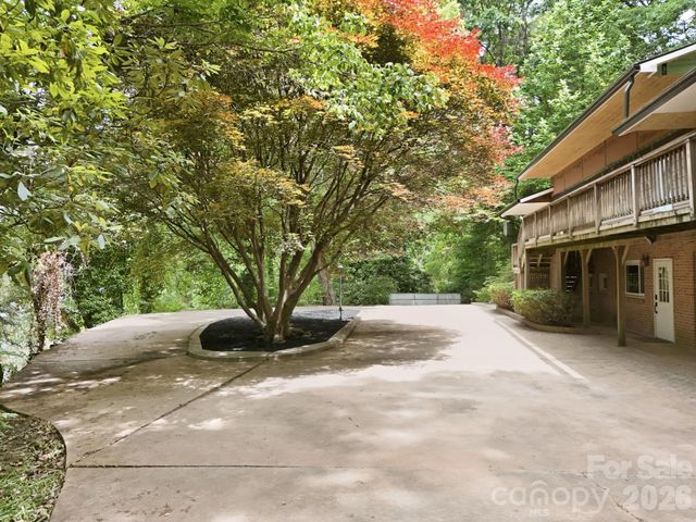 120 Stovall Street, Waynesville, NC 28786