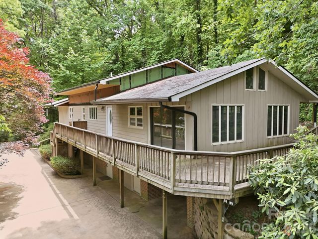 120 Stovall Street, Waynesville, NC 28786