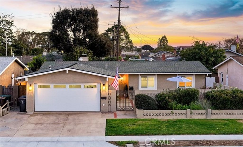 7622 Don Drive, Huntington Beach, CA 92647