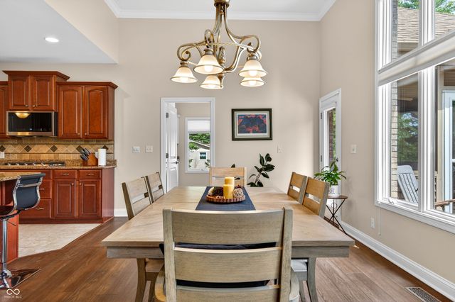 3355 W Carr Hill Road, Columbus, IN 47201