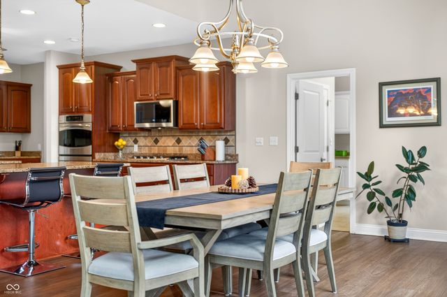 3355 W Carr Hill Road, Columbus, IN 47201