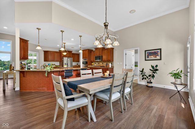 3355 W Carr Hill Road, Columbus, IN 47201