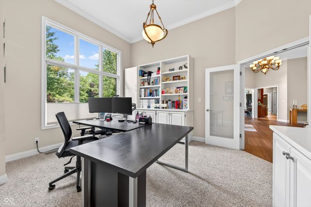 3355 W Carr Hill Road, Columbus, IN 47201