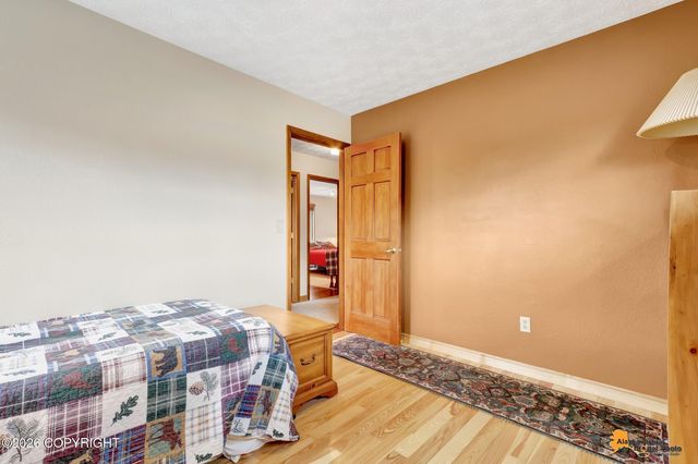 12941 Summer Circle, Anchorage, AK 99516