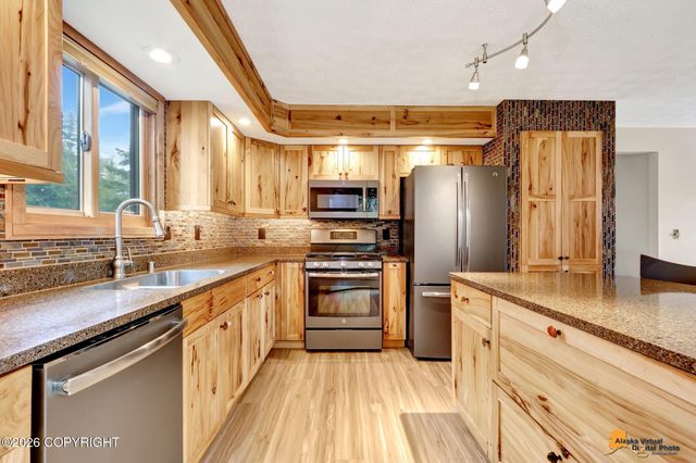 12941 Summer Circle, Anchorage, AK 99516