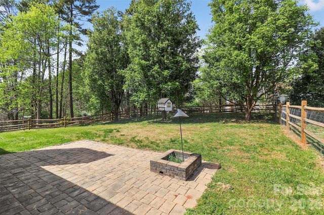 10631 Jardin Way, Charlotte, NC 28215