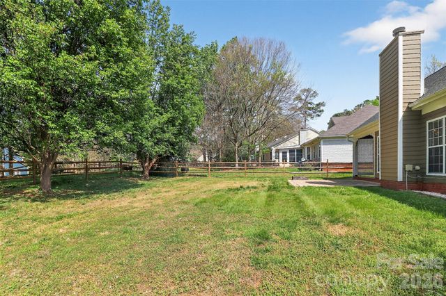 10631 Jardin Way, Charlotte, NC 28215