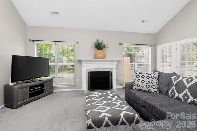 10631 Jardin Way, Charlotte, NC 28215