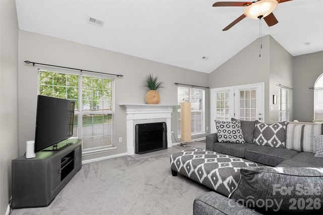 10631 Jardin Way, Charlotte, NC 28215