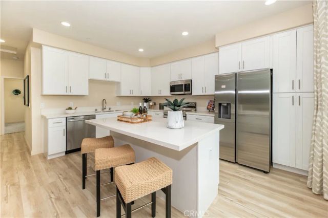 8187 Amerena Way, Fontana, CA 92335