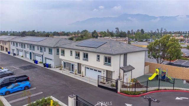 8187 Amerena Way, Fontana, CA 92335