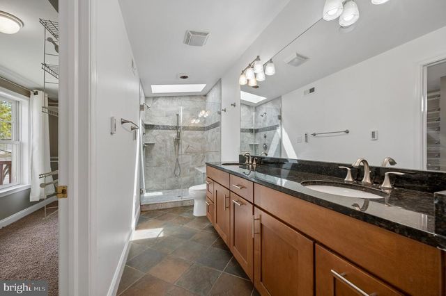 447 DUPONT ST, Philadelphia, PA 19128