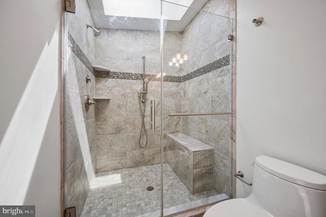 447 DUPONT ST, Philadelphia, PA 19128