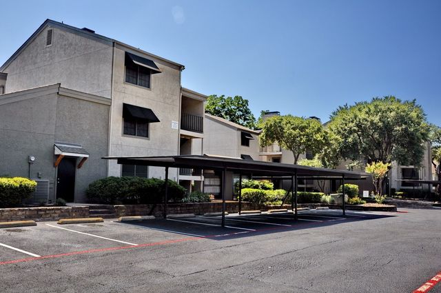 6910 Skillman Street 1004, Dallas, TX 75231