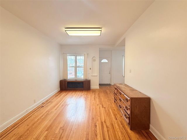 146-18 59th Avenue, Flushing, NY 11355