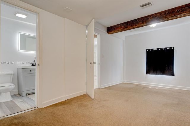 649 NW 24th Avenue, Fort Lauderdale, FL 33311