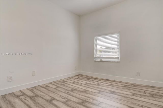 649 NW 24th Avenue, Fort Lauderdale, FL 33311
