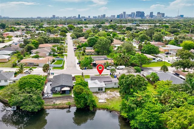 649 NW 24th Avenue, Fort Lauderdale, FL 33311