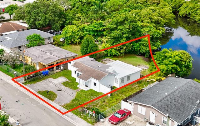 649 NW 24th Avenue, Fort Lauderdale, FL 33311