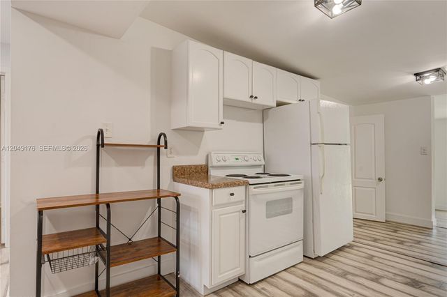 649 NW 24th Avenue, Fort Lauderdale, FL 33311