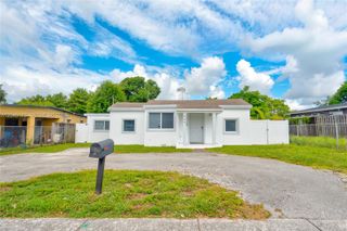 649 NW 24th Avenue, Fort Lauderdale, FL 33311