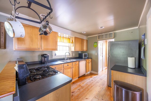 123 Portland Street, South Berwick, ME 03908