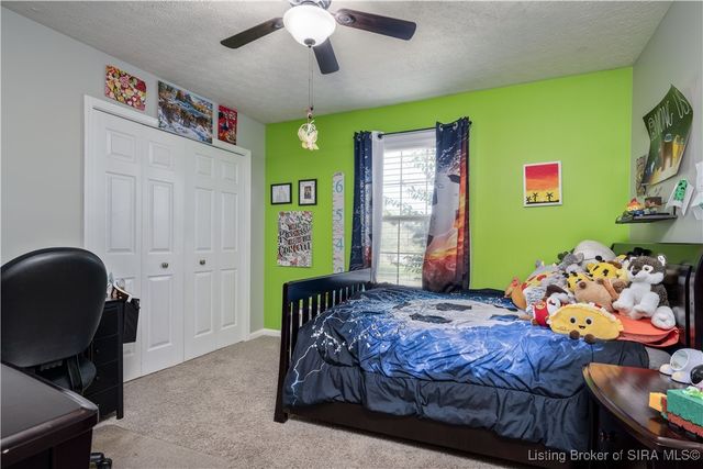 1704 Sterling Oaks Drive, Sellersburg, IN 47172