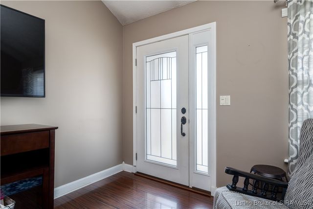 1704 Sterling Oaks Drive, Sellersburg, IN 47172