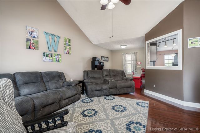 1704 Sterling Oaks Drive, Sellersburg, IN 47172