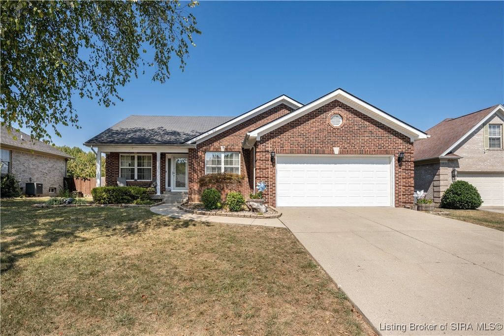 1704 Sterling Oaks Drive, Sellersburg, IN 47172