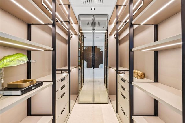 325 W 63rd St, Miami Beach, FL 33141