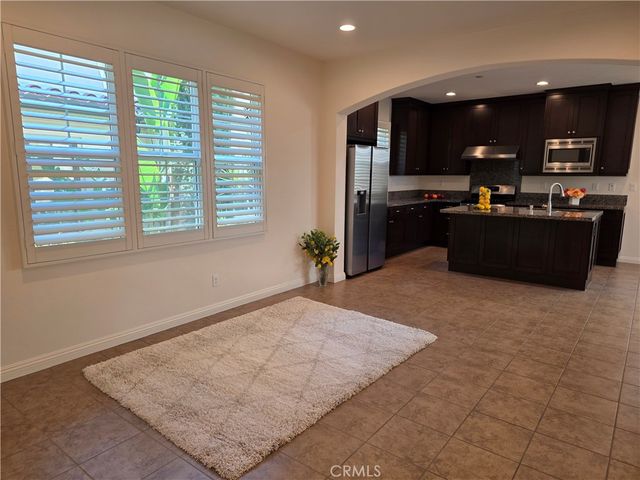 89 Strawberry, Irvine, CA 92620