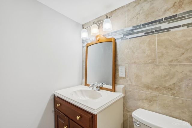 6271 Betts Avenue, North College Hill, OH 45224