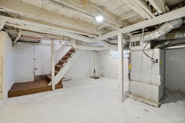 6271 Betts Avenue, North College Hill, OH 45224