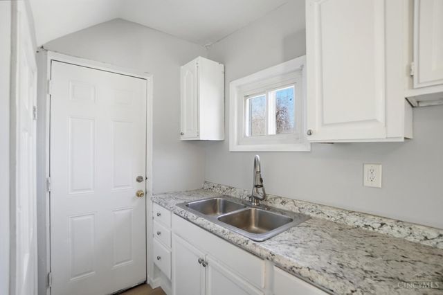 6271 Betts Avenue, North College Hill, OH 45224